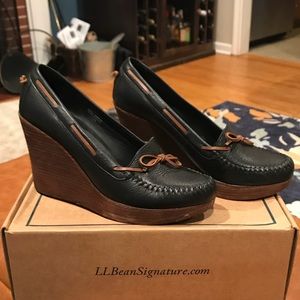 LL Bean Signature Wedges, Size 10